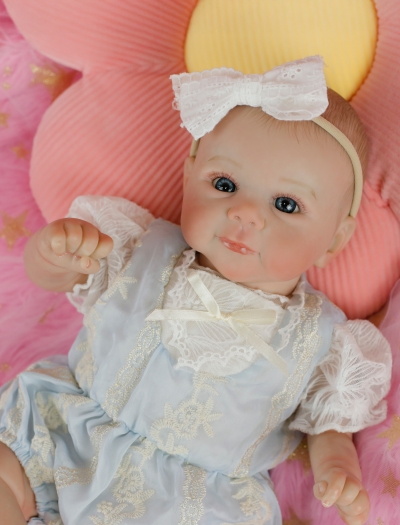 Фото: Мягконабивная кукла Реборн девочка Селена 48см-9 Мягконабивная кукла Реборн девочка Селена 48см-9